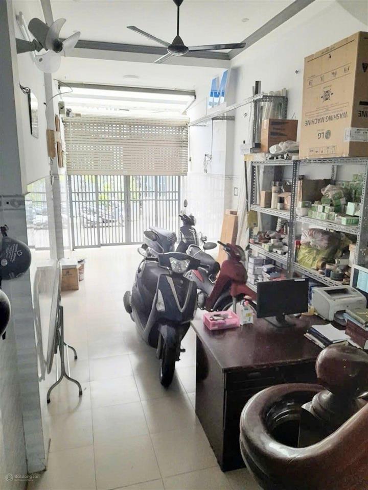 Xe hơi đậu cửa, khu phân lô nguyễn oanh 55m² 3 tầng 4 pn