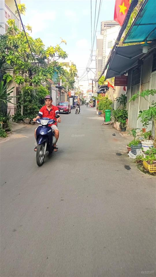 Xe hơi đậu cửa, khu phân lô nguyễn oanh 55m² 3 tầng 4 pn