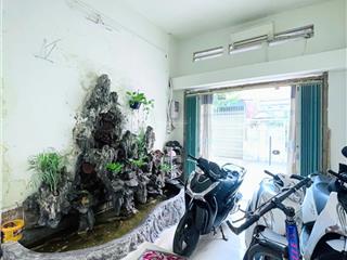 Nhà chính chủ gấp bán. 74m² 4 tầng 5 pn xe hơi ngủ trong nhà. bán đi định cư