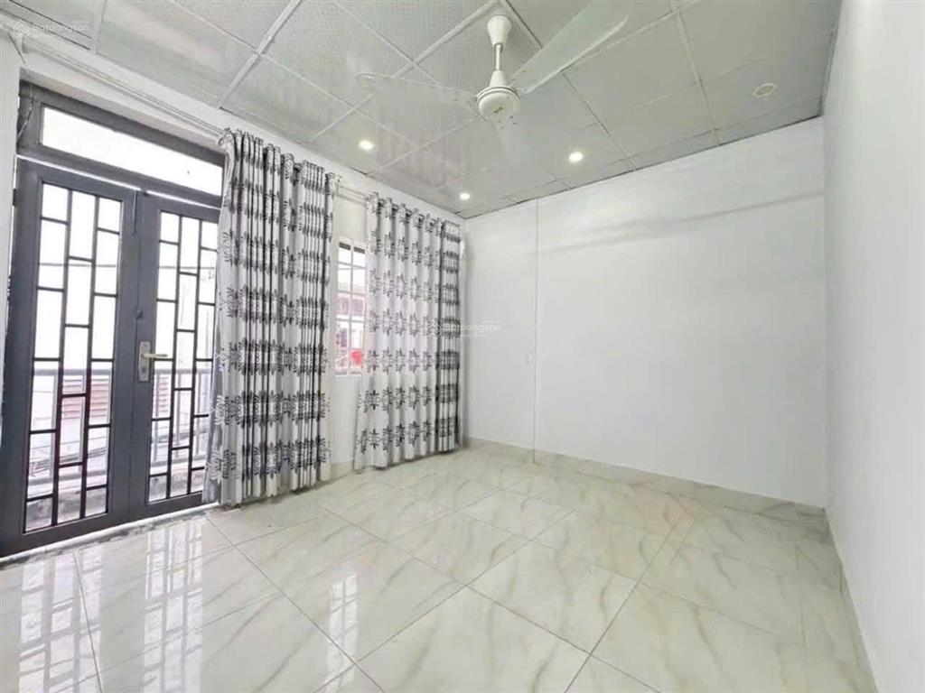 Nhà chính chủ, quang trung 55m² 3 pn. gần chợ và nhà thờ xóm thuốc, đối diện vincom. chỉ 5t45