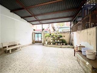 Nhà chính chủ gấp bán, 3 tầng, ngang 5.5m, đối diện vincom quang trung, nhỉnh 6tỷ