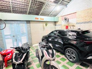 Nhà chính chủ gấp bán, ngang 6.2m vuông vức, 4 tầng bề thế, xe hơi trong nhà, gần siêu thị emart 2