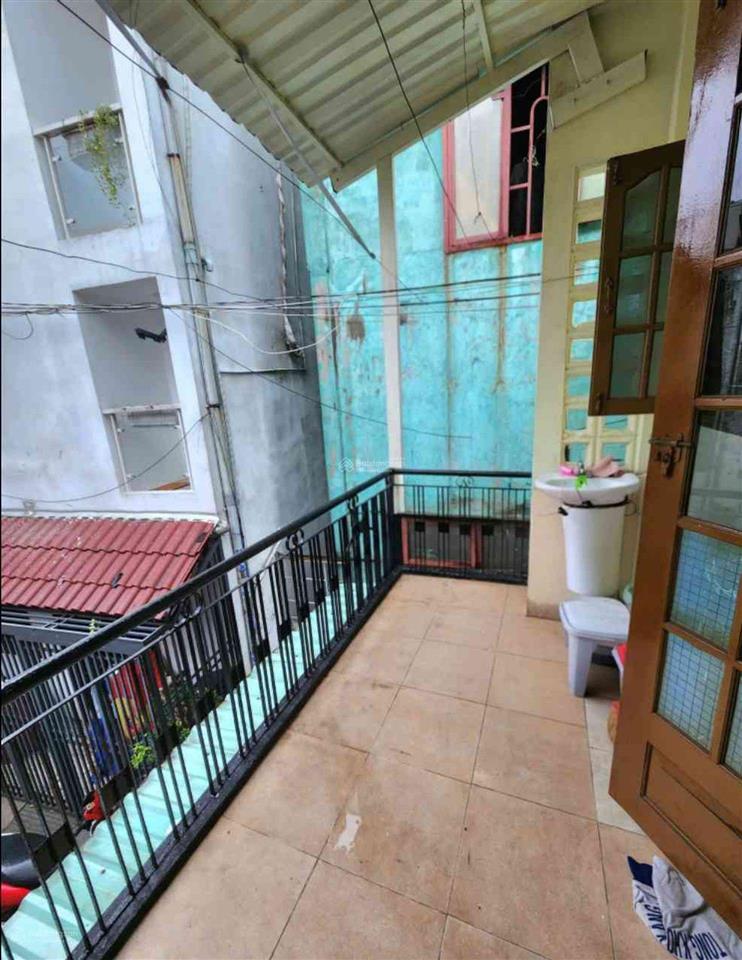 Bán nhà gần siêu thị lotte, 39m2 2 tầng 2 pn