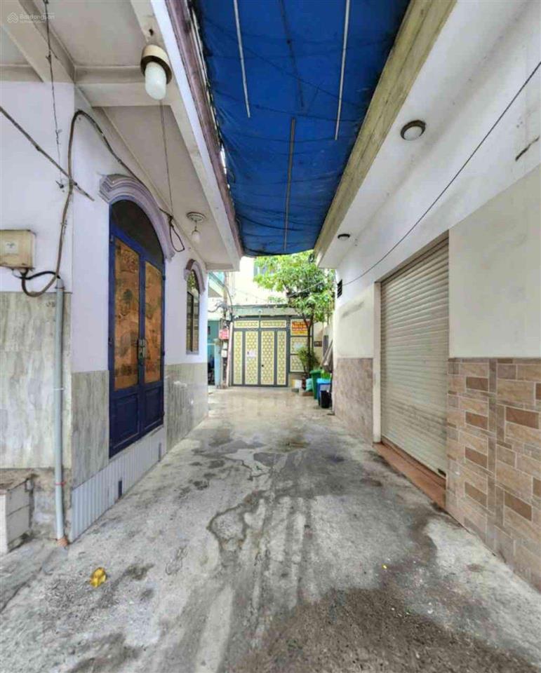 Bán nhà gần siêu thị lotte, 39m2 2 tầng 2 pn
