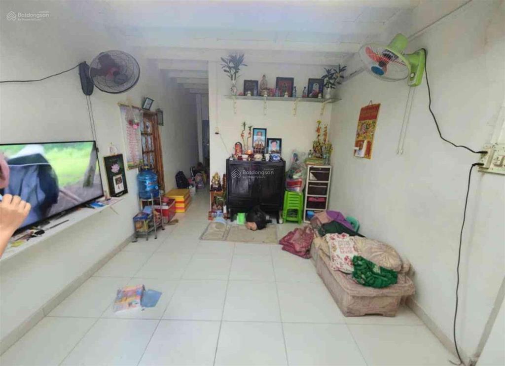 Bán nhà gần siêu thị lotte, 39m2 2 tầng 2 pn