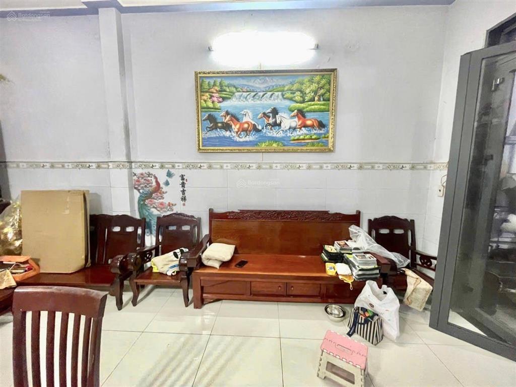 Nhà bán gấp chính chủ, 35m2 2 tầng 2 pn..chỉ 3 tỏi tl
