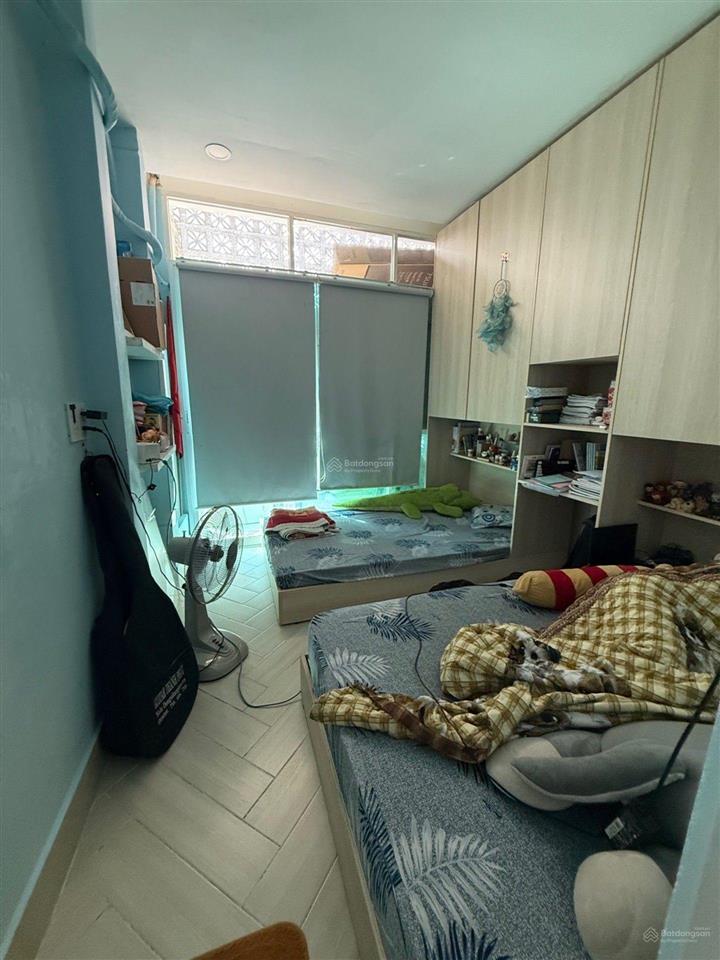 Nhà sát mặt tiền, thuận tiện mua sắm. nhỉnh 3 tỏi cho 38m2