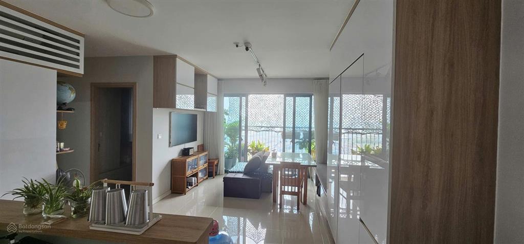 Bán căn hộ 2 phòng ngủ tại palm heights