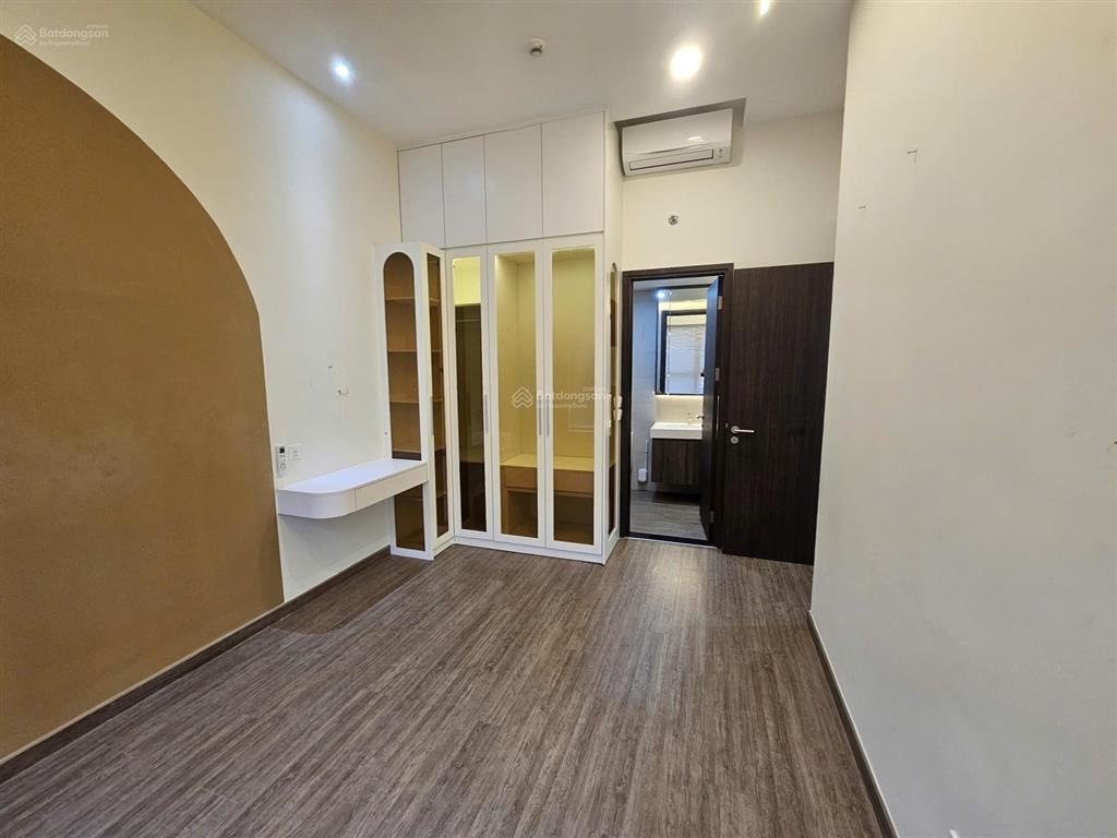Cho thuê celesta rise 2pn2wc 80m2 nội thất cơ bản chỉ 13 triệu