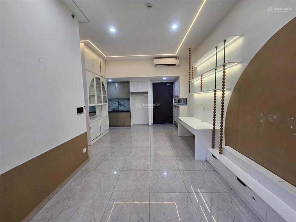 Cho thuê celesta rise 2pn2wc 80m2 nội thất cơ bản chỉ 13 triệu