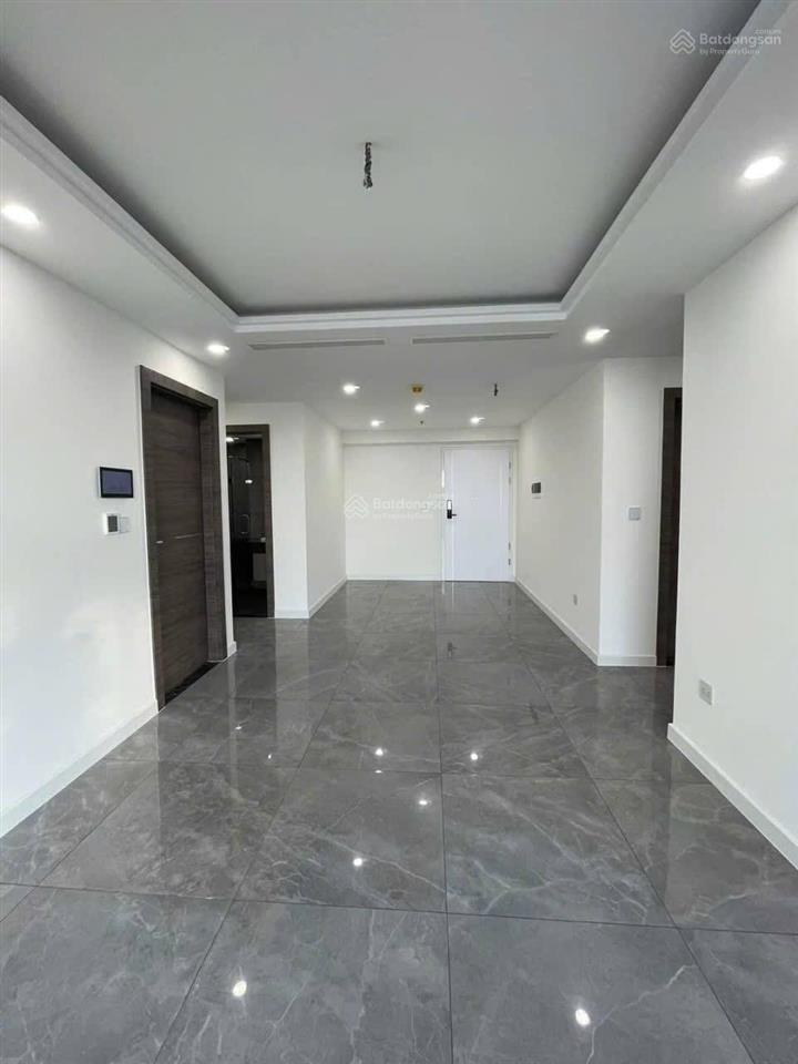 Sunshine diamond cho thuê 2pn 2wc +1kho 135m2 ntcb chỉ 15 triệu free phí quản lý