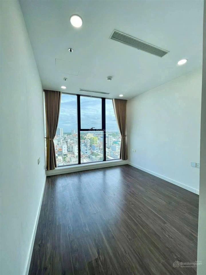 Sunshine sky city cho thuê gấp 2pn2wc full nt giá 15tr/th