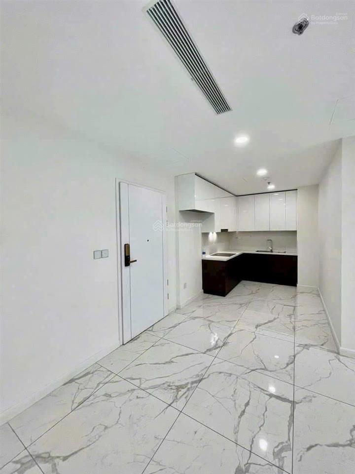 Sunshine sky city cho thuê gấp 3pn3wc ntcb giá chỉ 18 triệu