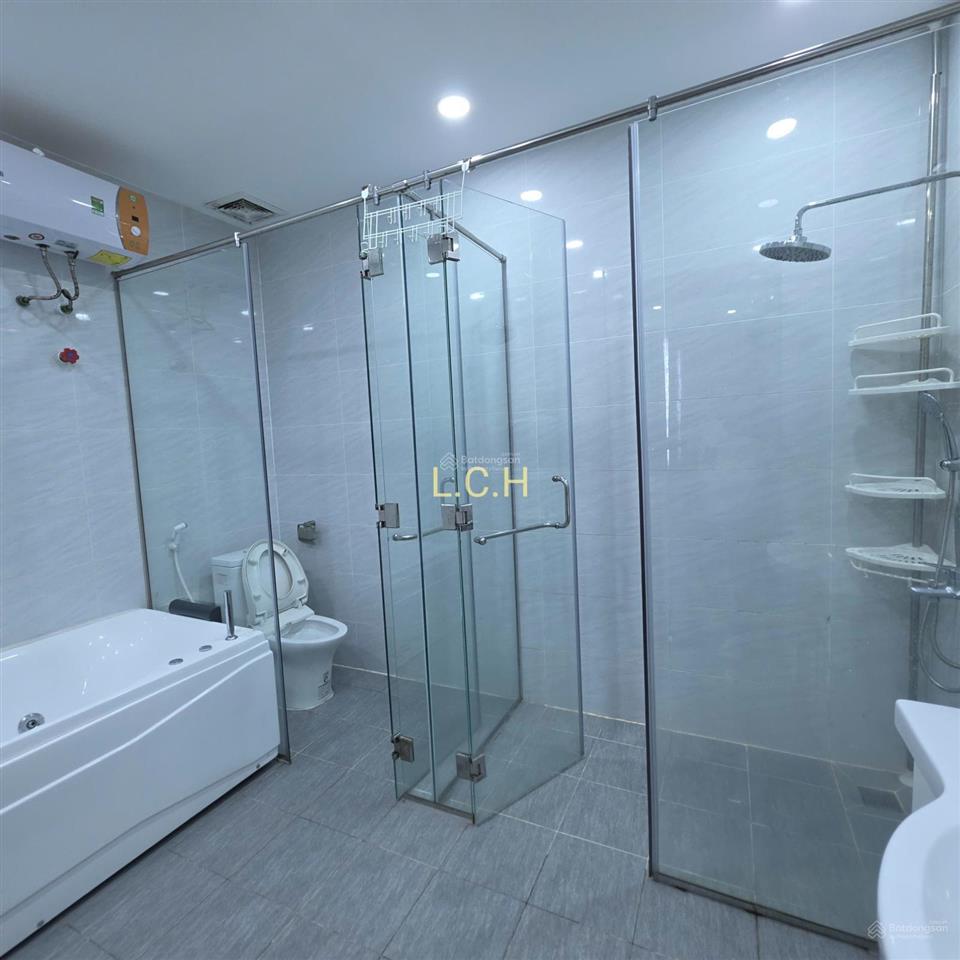 Sky89 cho thuê gấp penthouse 3pn2wc 156m2 đầy đủ nội thất giá thuê chỉ 38 triệu