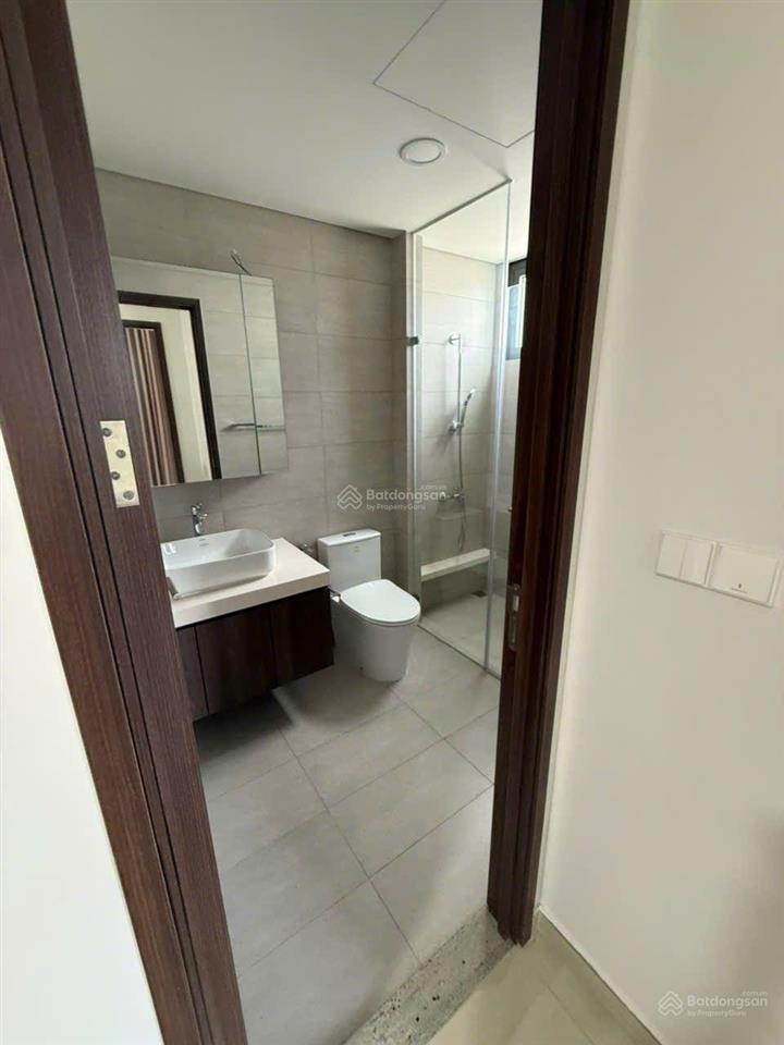 The infiniti cho thuê gấp 3pn2wc 135m2 ntcb giá chỉ 28 triệu