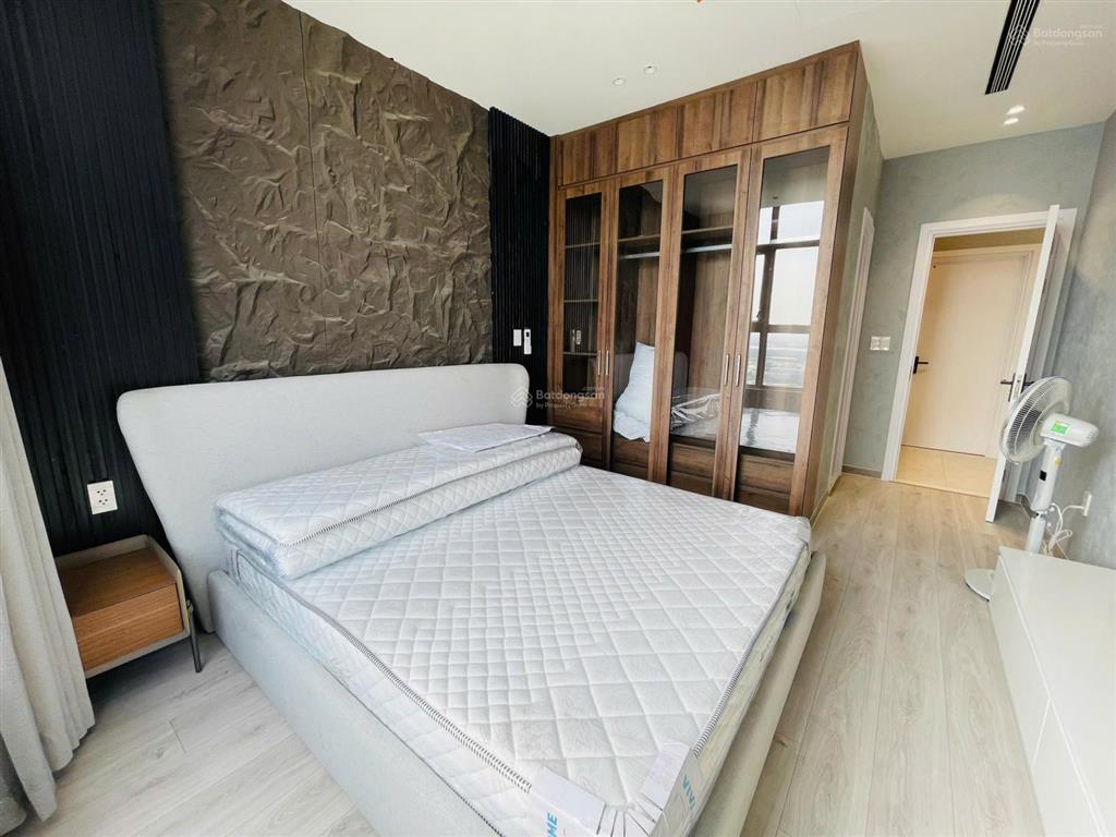 Cho thuê penthouse 3pn3wc + 1plv 179m2 tại river panorama full nội thất chỉ 65 triệu/tháng