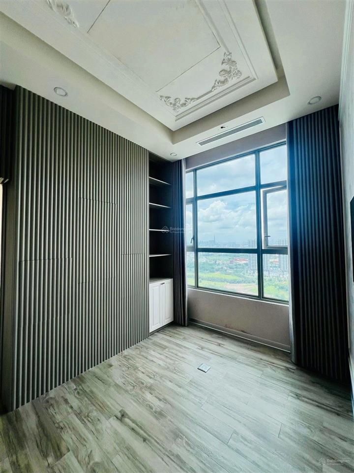 Penthouse 4pn 3wc 175m2 tại river panorama nội thất cơ bản giá chỉ 30 triệu/tháng