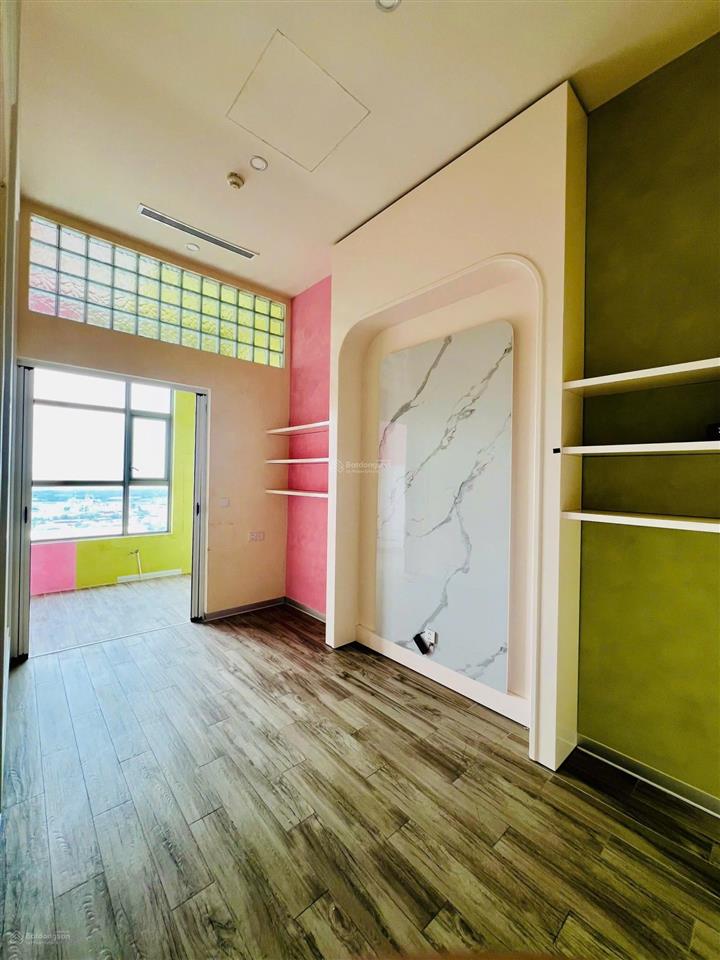 Penthouse 4pn 3wc 175m2 tại river panorama nội thất cơ bản giá chỉ 30 triệu/tháng
