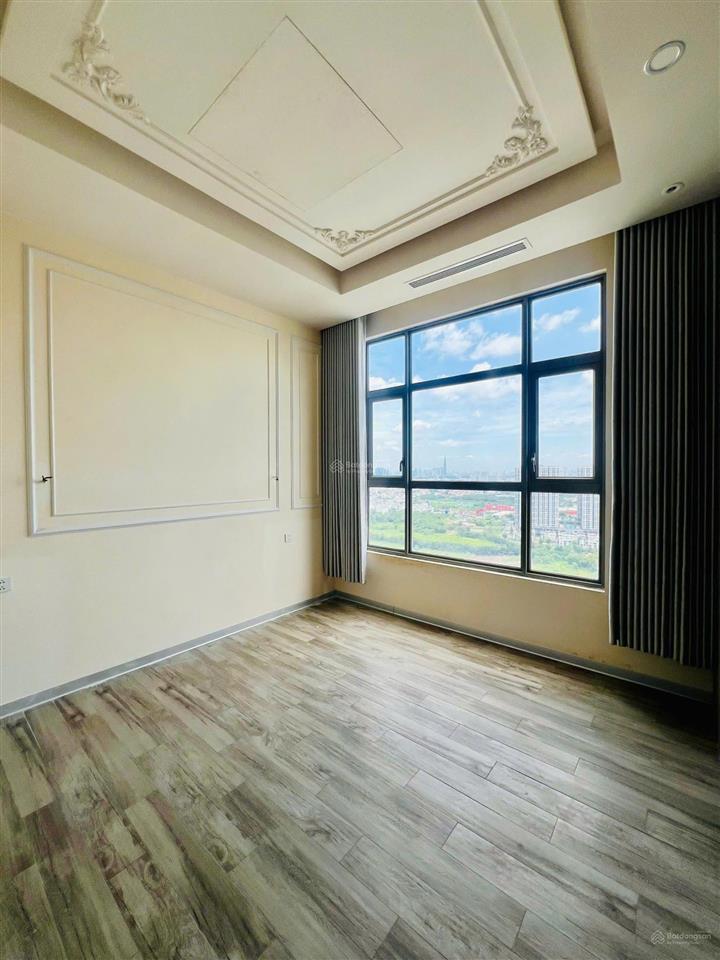 Penthouse 4pn 3wc 175m2 tại river panorama nội thất cơ bản giá chỉ 30 triệu/tháng