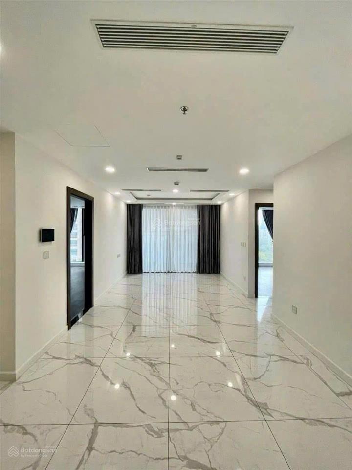 Sunshine sky city cho thuê gấp 3pn 3wc 106m2 nội thất cơ bản chỉ 18 triệu