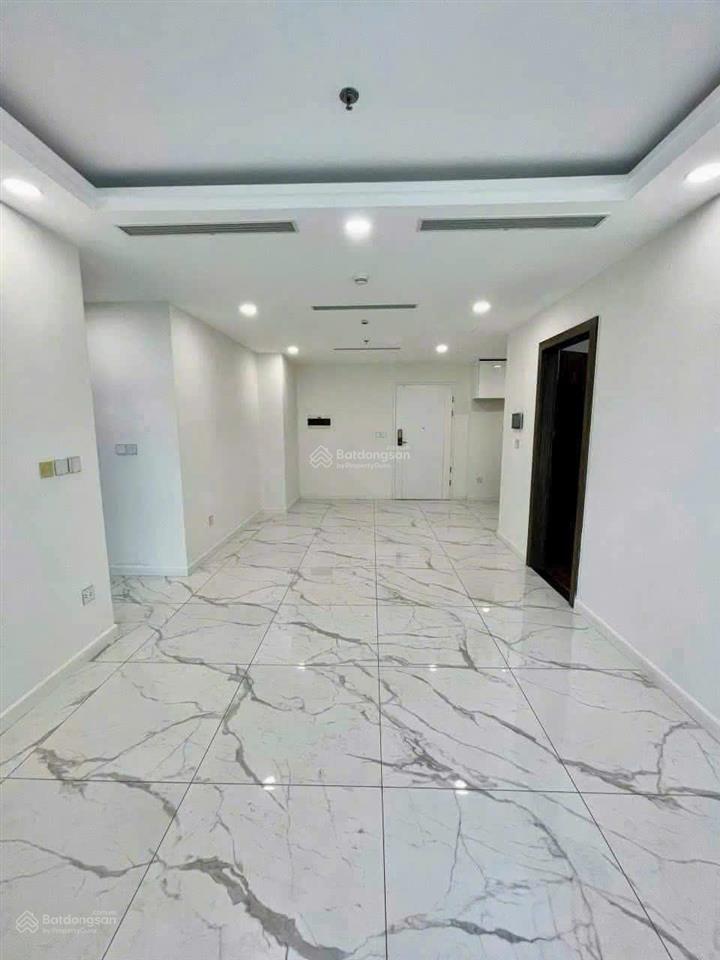 Sunshine sky city cho thuê gấp 3pn 3wc 106m2 nội thất cơ bản chỉ 18 triệu