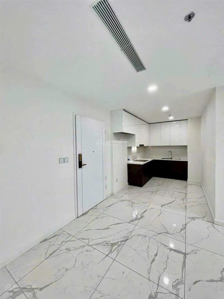 Sunshine sky city cho thuê gấp 3pn 3wc 106m2 nội thất cơ bản chỉ 18 triệu