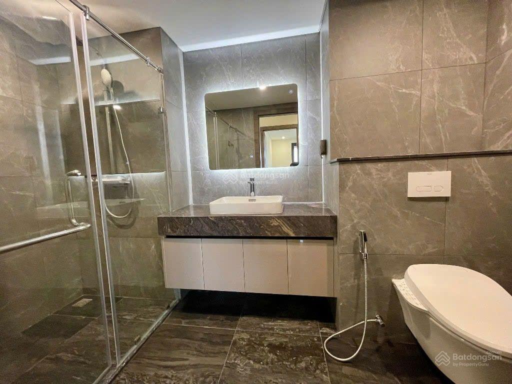 Sunshine diamond cho thuê 4pn 3wc + 1 sân vườn 200m2 đầy đủ nội thất