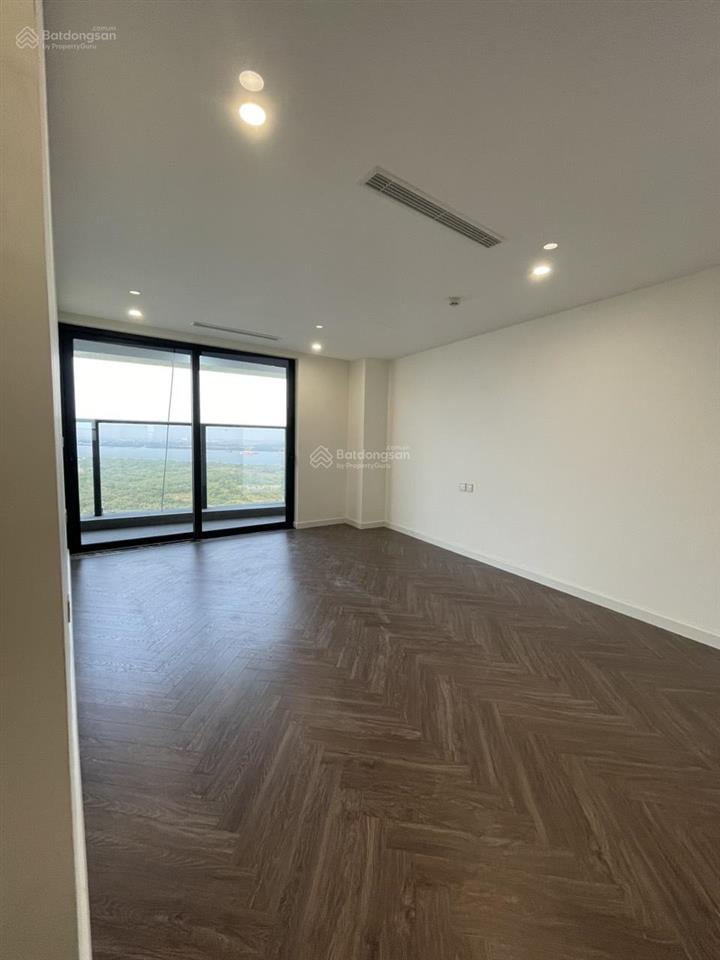 Sunshine diamond cho thuê 3pn, 3wc 155m2 nội thất cơ bản giá chỉ 20 triệu