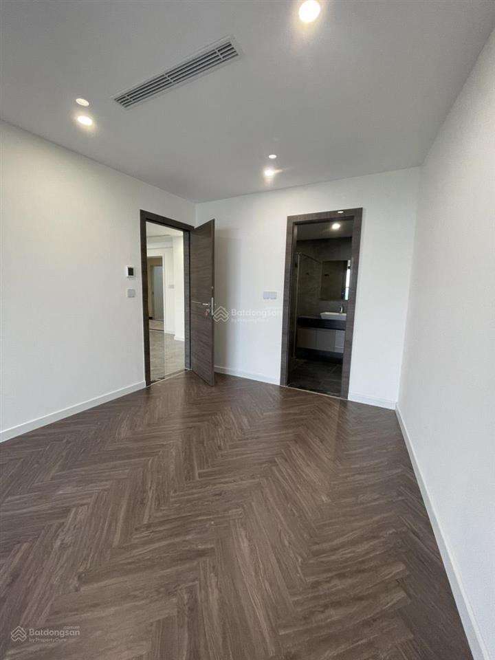 Sunshine diamond cho thuê 3pn, 3wc 155m2 nội thất cơ bản giá chỉ 20 triệu