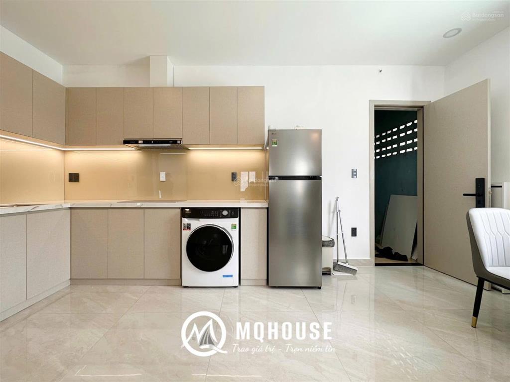 Căn hộ 2 phòng ngủ, đầy đủ az, rộng 70m², ngay sân bay tân sơn nhất  công viên hoàng văn thụ