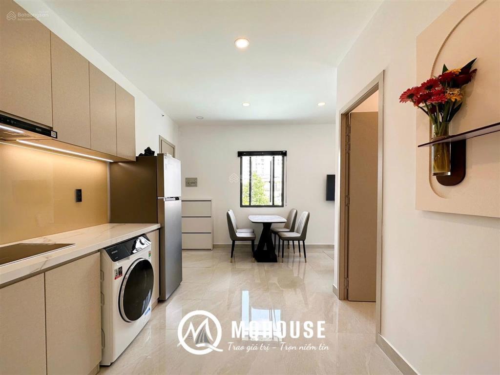 Căn hộ 2 phòng ngủ, đầy đủ az, rộng 70m², ngay sân bay tân sơn nhất  công viên hoàng văn thụ