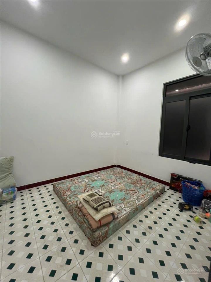 Nhà 2 tầng mặt tiền nhị hà, trung tâm nha trang  90m2 giá 10,8 tỷ
