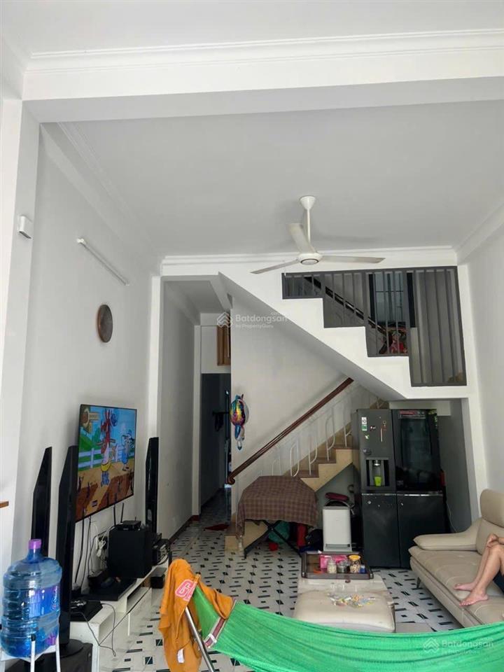 Nhà 2 tầng mặt tiền nhị hà, trung tâm nha trang  90m2 giá 10,8 tỷ