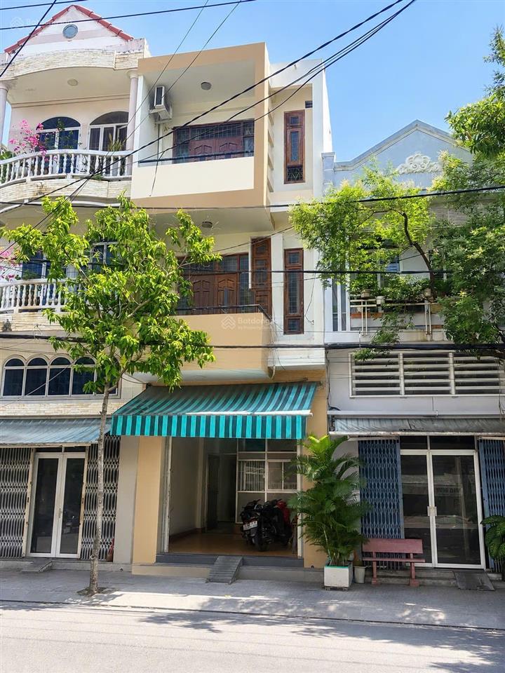 Bán nhà mặt tiền đường cửu long, gần biển  trung tâm nha trang