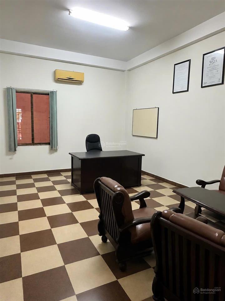Bán nhà mặt tiền đường cửu long, gần biển  trung tâm nha trang