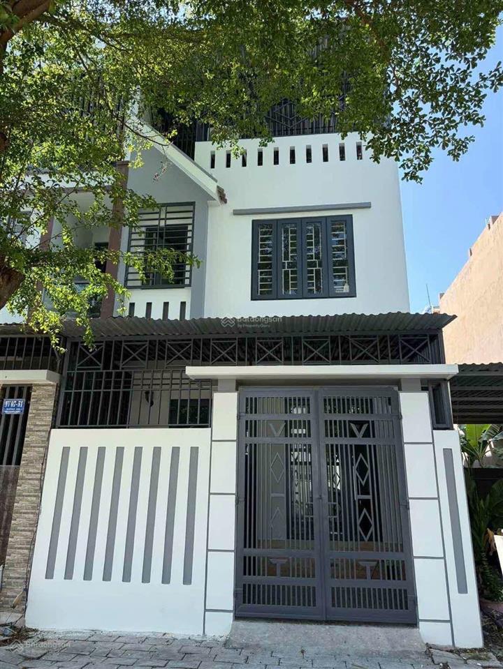 Nhà mặt tiền đường hoàng đình giong, kđt phước long nha trang  sổ đã hoàn công