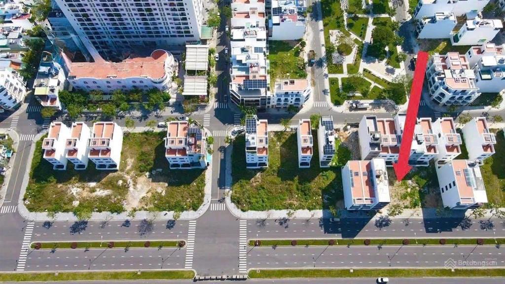 Bán đất đường a1 vcn phước long nam nha trang 100m2  đường 30m, xây 5 tầng, giá chỉ 8,8 tỷ
