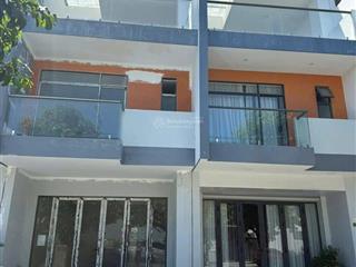 Bán shophouse the capella gói 8 mỹ gia nha trang  cắt lỗ chỉ 7,3 tỷ, mặt tiền đường 18m