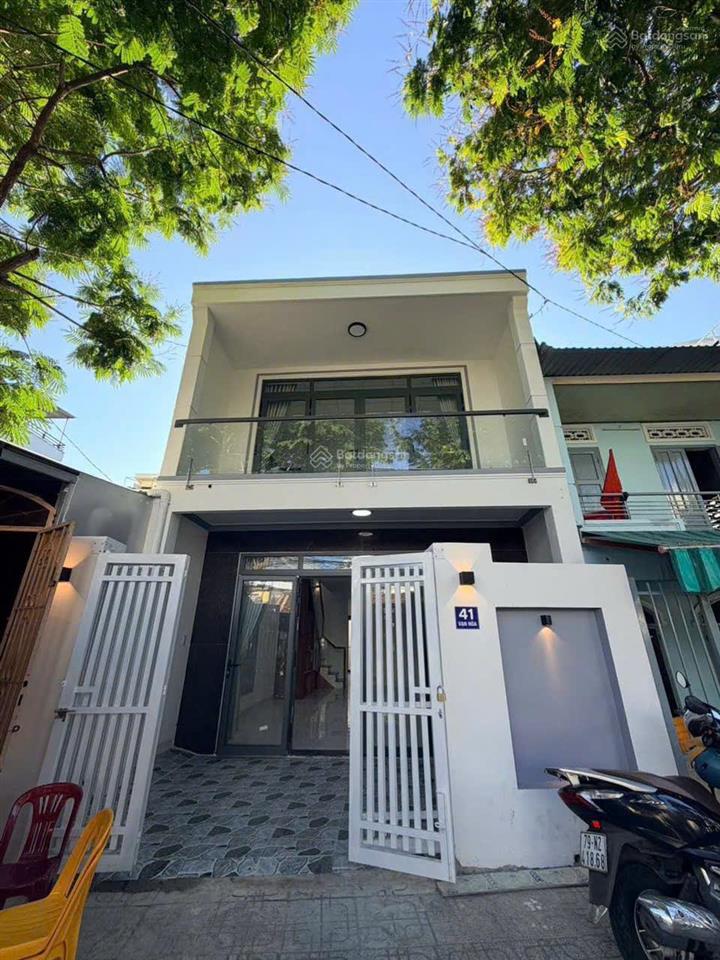 Bán nhà mặt tiền đường vạn hòa nha trang  gần chợ đầm, gần biển, kinh doanh đẹp, giá chỉ 8.8tỷ