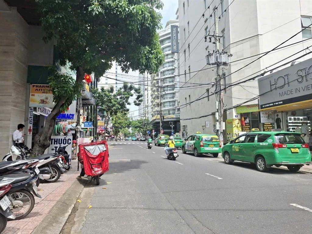 Căn góc 2 mặt tiền hùng vương, trung tâm phố tây nha trang, dòng tiền 115 triệu/tháng, chỉ 38 tỷ