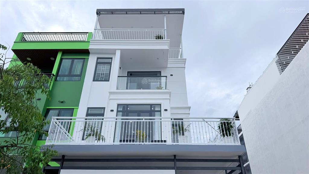 Cho thuê shophouse mỹ gia gói 2 đối diện sân banh hướng đông nam