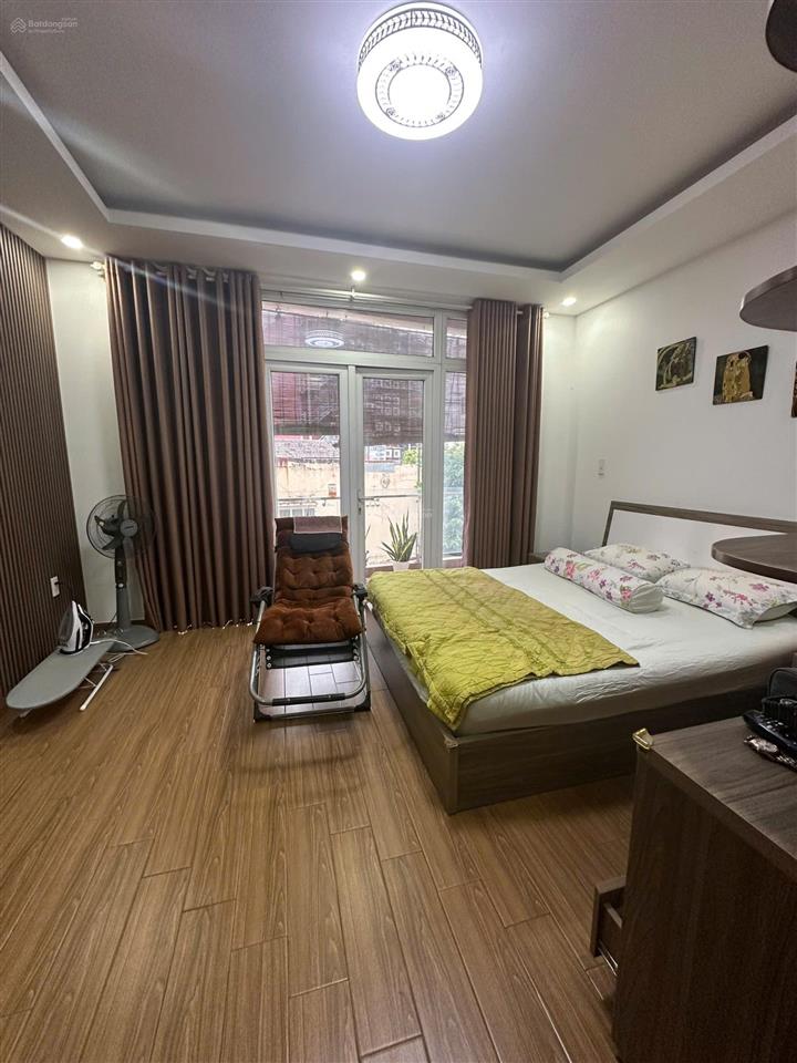 Tôi cần bán gấp nhà 4lau,60m,hxh,full nội thất,lê trực,bình thạnh,giá ngộp