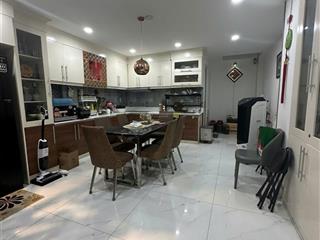Tôi cần bán gấp nhà 4lau,60m,hxh,full nội thất,lê trực,bình thạnh,giá ngộp