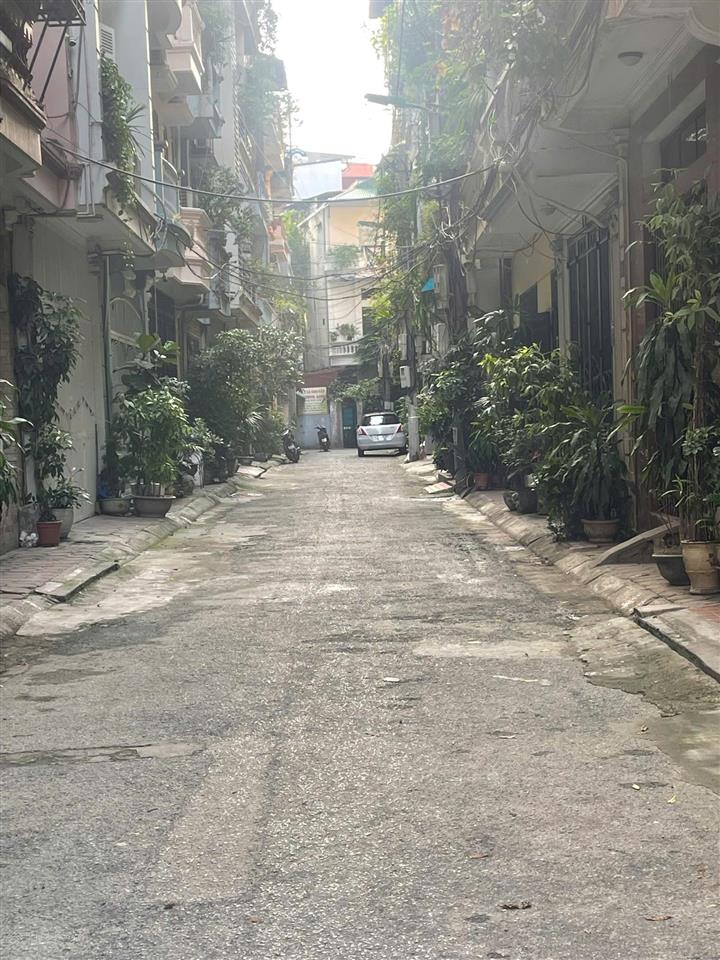 Cho thuê nhà nguyên căn khu phân lô ngõ 229 minh khai full nội thất thích hợp ở hoặc làm văn phòng
