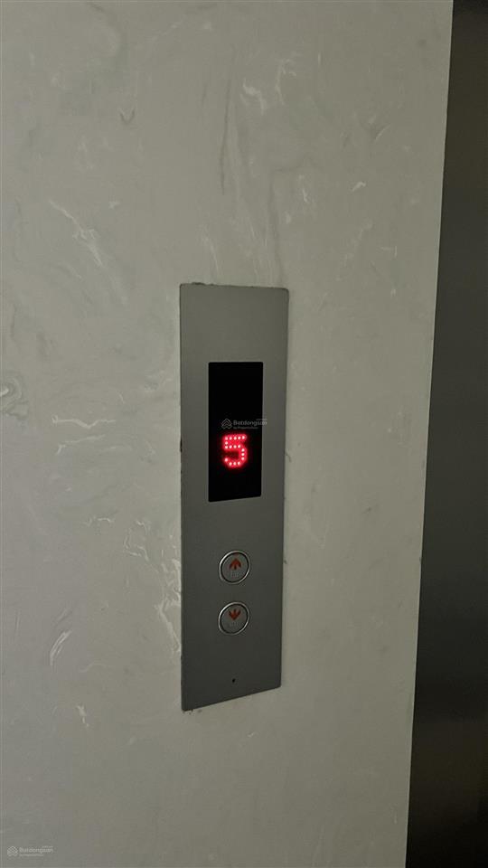 Bán nhanh nhà riêng 5 tầng thang máy, 88m2 tại lạc long quân, phường xuân la, quận tây hồ 31,6 tỷ