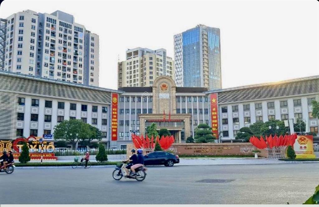 Bán nhanh nhà riêng 5 tầng thang máy, 88m2 tại lạc long quân, phường xuân la, quận tây hồ 31,6 tỷ