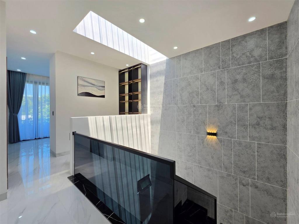 Nhà mặt tiền hải châu phong cách villa, ngang 7m thoáng mát  0776 486 ***