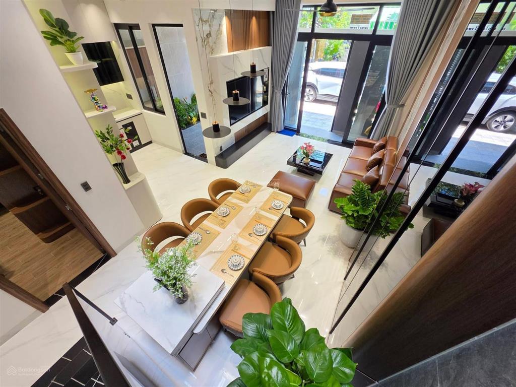 Nhà mặt tiền hải châu phong cách villa, ngang 7m thoáng mát  0776 486 ***