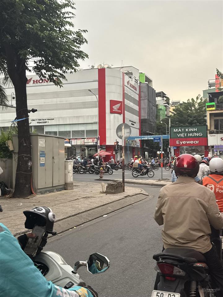 Bán nhà 80m2, 9 tỷ, hẻm 405, trường chinh, tân bình, tp.hcm, bao đẹp, view đẹp