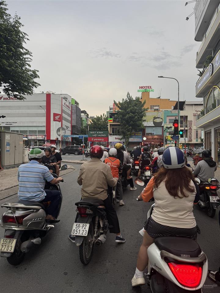 Bán nhà riêng 55m2, 4pn, 4wc, hẻm 31 hoàng hoa thám, tân bình, giá tốt